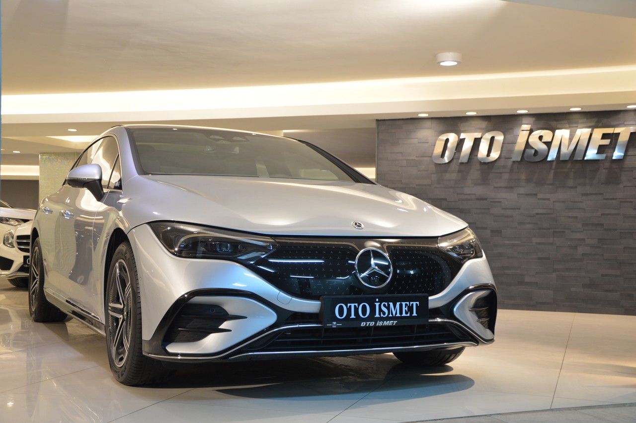 MERCEDES EQE350  AMG