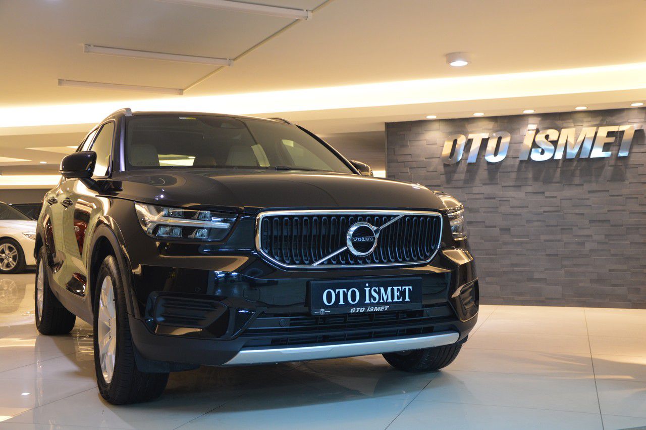 VOLVO XC40 1.5 T3