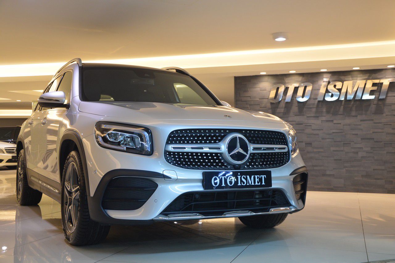 MERCEDES GLB200 4MATIC AMG